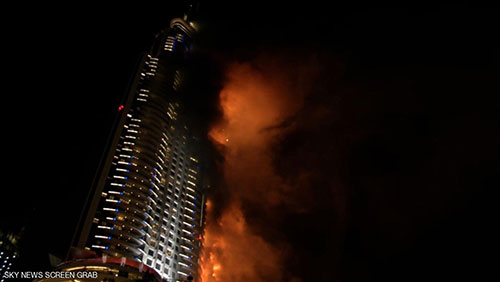 هتل 63 طبقه دبی در آتش سوخت +عکس