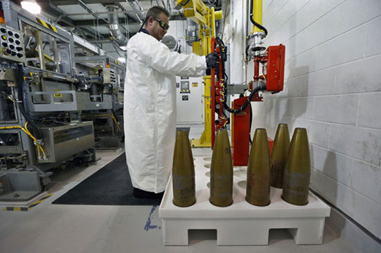 بزرگترین انبار سلاح شیمیایی آمریکا +عکس