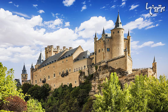 ۱۲ قلعه مجلل و افسانه ای در جهان