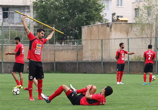 درگیری دو بازیکن پرسپولیس با آشتی‌کنان تمام شد