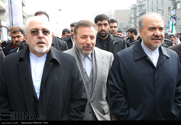 حضور روحانی و برخی از وزرا در راهپیمایی 22 بهمن