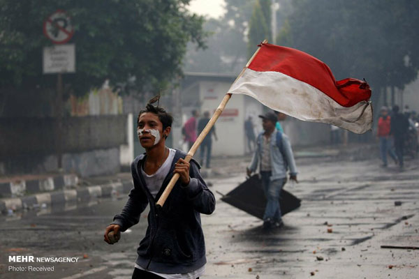اعتراضات خونین به نتایج انتخابات اندونزی