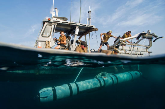شارژ بی‌سیم زیردریایی‌های ارتش آمریکا