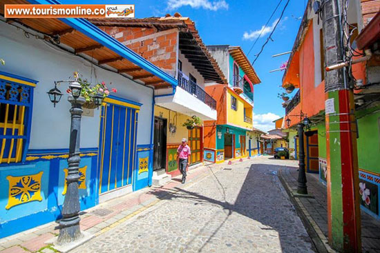این شهر رنگی در کلمبیا مقصد محبوب توریست‌هاست