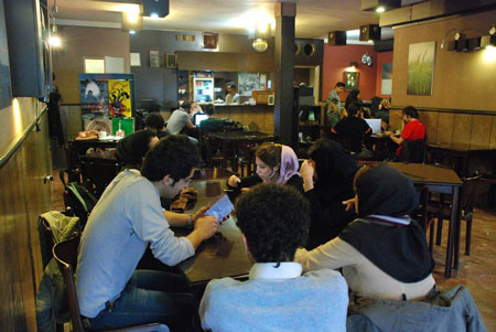تب داغ «بازی تاج و تخت» در کافه‌های تهران