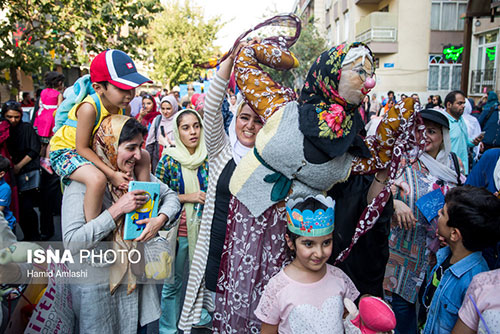 افتتاحیه جشنواره تئاتر عروسکی در تهران