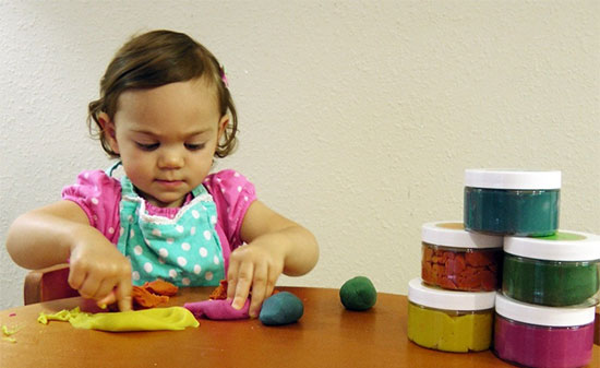 4 اسباب‌بازی مفید برای رشد ذهنی و جسمی کودک