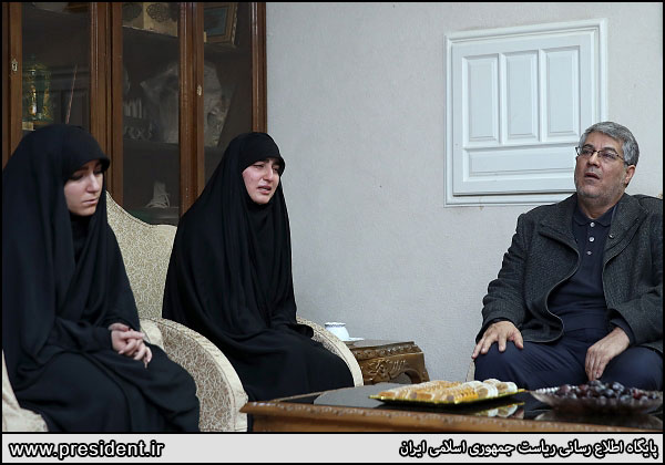 حضور روحانی در منزل سردار شهید سلیمانی