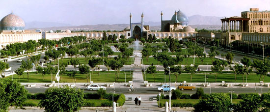 ایران‌گردی، از شیراز و اصفهان تا کردستان