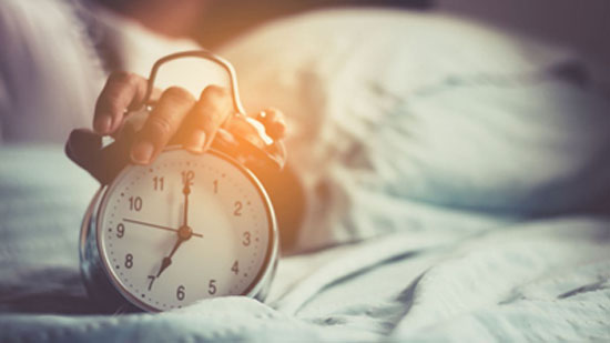 دلیل بی خوابی در زنان بالای ۴۰ سال چیست؟