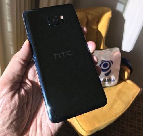 درز مشخصات و تصاویر HTC U Ultra