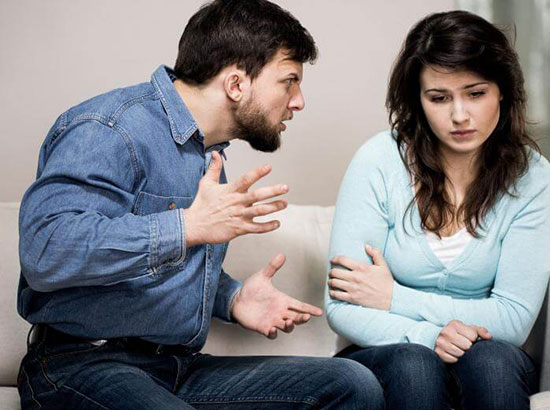 آیا همسرتان برای اعمال قدرت دست به سوء‌استفاده عاطفی می‌زند؟