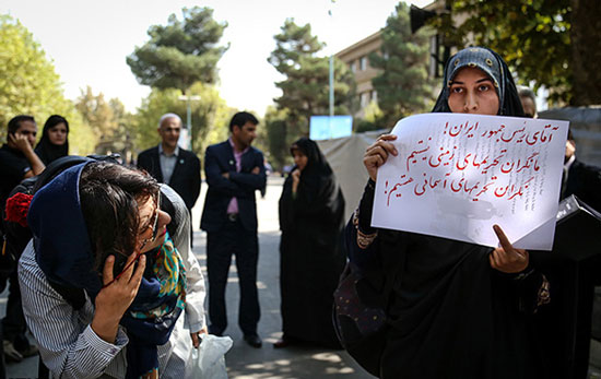 عکس: حواشی حضور روحانی در دانشگاه