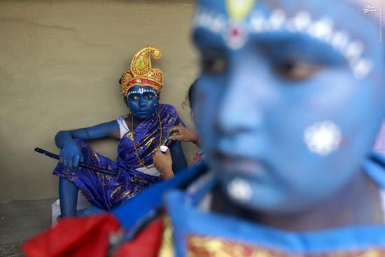 عکس: جشنواره کودک آزاری در هند