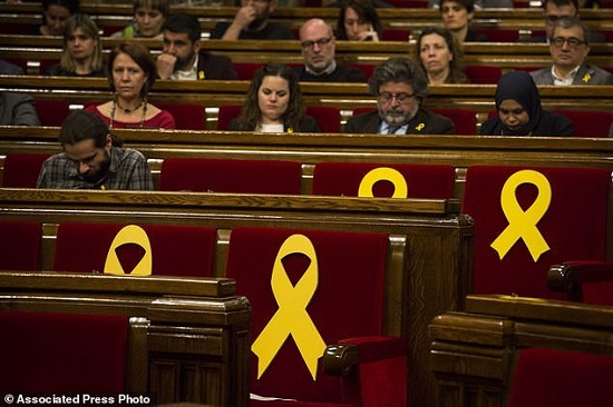 اعتراض نمادین پارلمان کاتالونیا به دولت اسپانیا