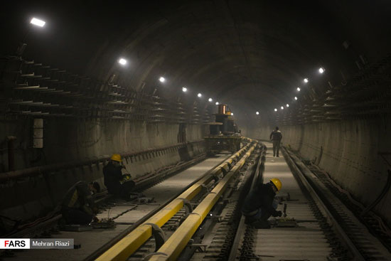 زیر متروی تهران چه می‌گذرد؟