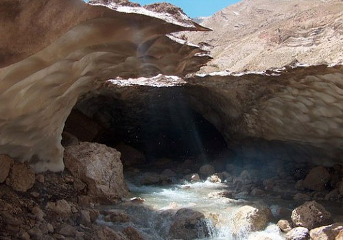 غار یخی «چما»؛ اعجاب‌انگیزترین غار ایران