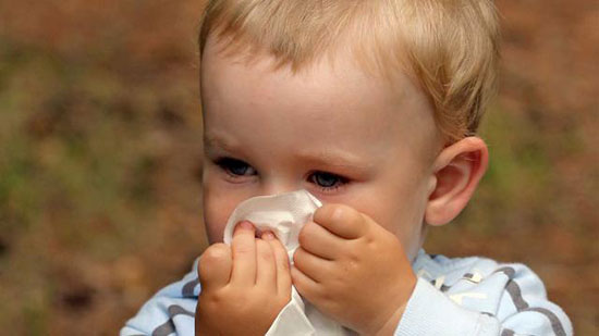 با سرماخوردگی کودک‌مان چه کنیم؟