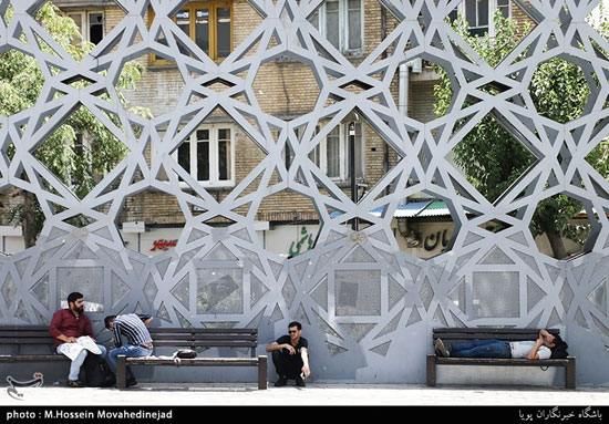 تهران در یک روز گرم تابستانی