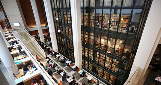 از بزرگترین کتابخانه های جهان دیدن کنید