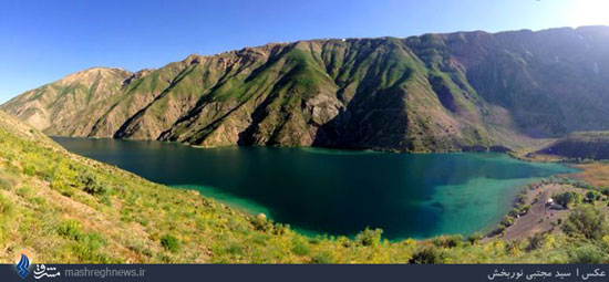 دریاچه گهر، فیروزه ای بر دامان اُشتُرانکوه