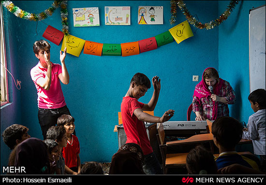 عکس: بازگشایی خانه های علم کودکان کار