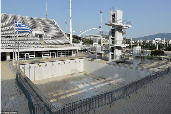 وضعیت اسف‌بار ورزشگاه المپیک آتن +عکس