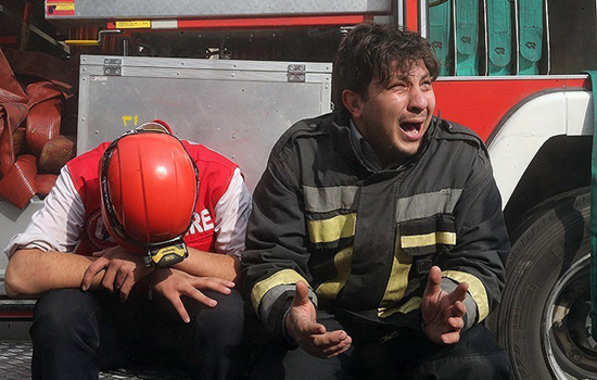 آتش‌نشانان در اشک و بُهت فاجعه
