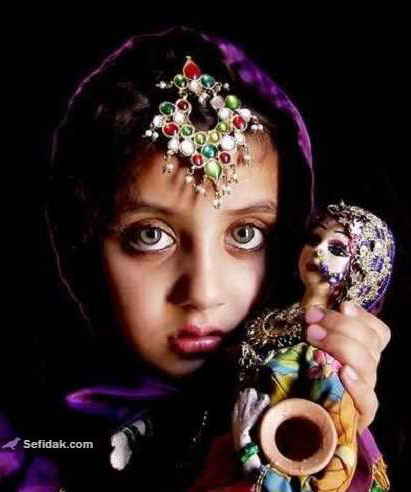 چشم های زیبای دخترک افغان +عکس