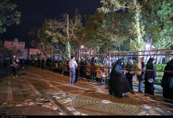 طبخ آش نذری 84 تنی در شیراز