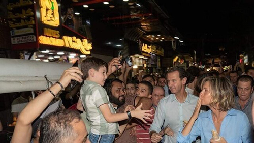 حضور اسد و خانواده‌اش بین مردم دمشق