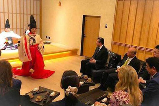 سورپرایز نخست وزیر ژاپن برای «ایوانکا ترامپ»
