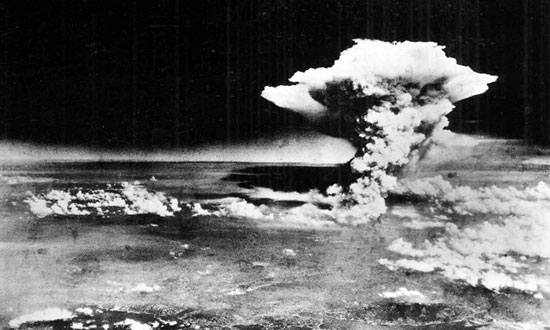 بمب هیدروژنی قوی تر است یا بمب اتمی؟
