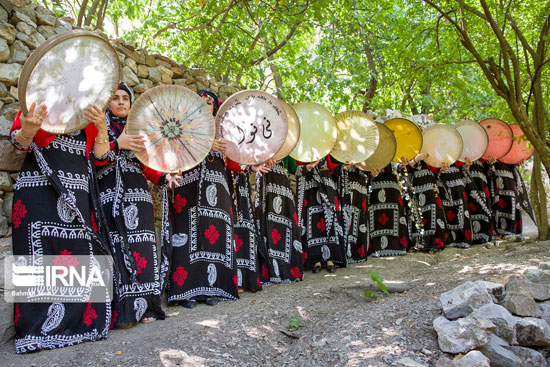 جشن چله تابستان در روستای زردوئی