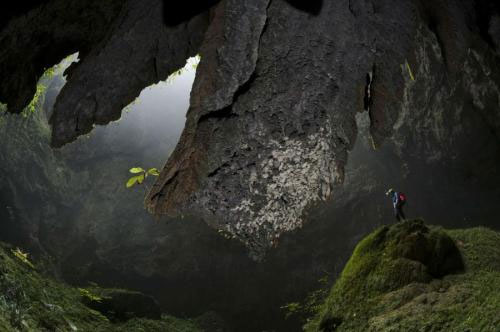 یک غار مرموز و بی‌انتها در ویتنام +عکس
