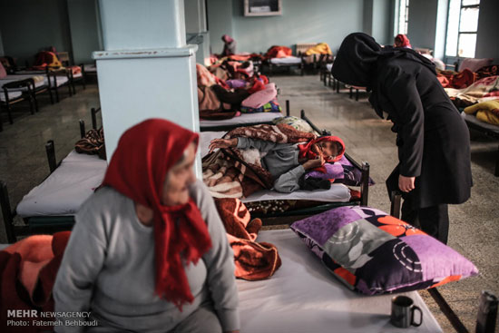 تصاویری از گرمخانه زنان در تهران