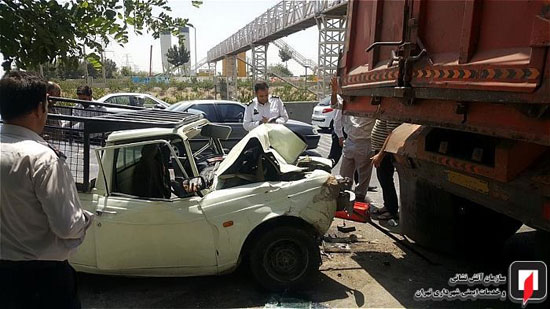 تصادف خودرو‌های باری در یافت‌آباد