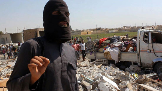 عکس: داعش جنگنده سوری را ساقط کرد