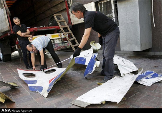 عکس: بازسازی هواپیمای MH17 مالزی