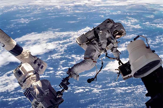7 عاملی که می‌تواند برای یک فضانورد کشنده باشد
