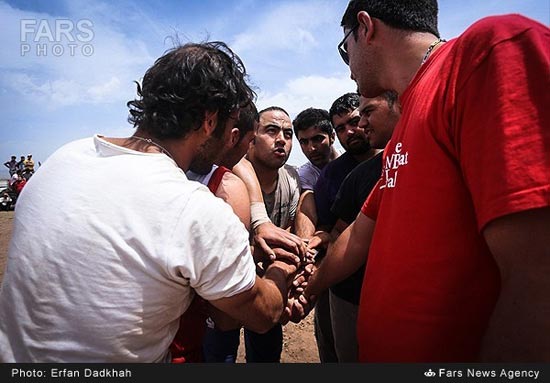 عکس: مسابقات طناب کشی در قزوین