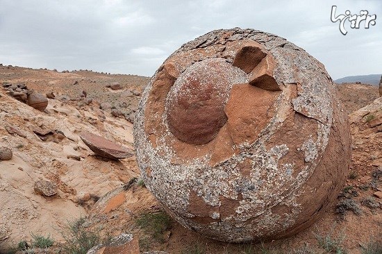 دره توپ های سنگی در قزاقستان