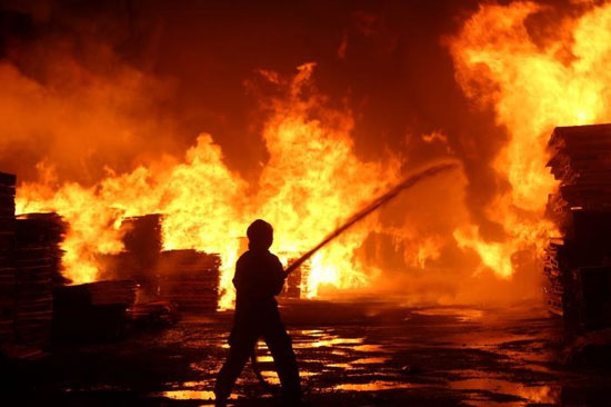 آتش‌سوزی انبار چوب در چهاردانگه