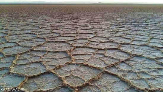 دریاچه نمک خور اصفهان؛ بزرگترین دریاچه نمک فصلی ایران