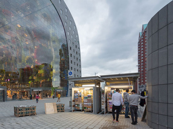 مرکز تجاری با معماری باورنکردنی +عکس