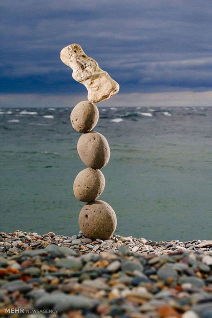 هنر برقراری توازن بین سنگ ها +عکس