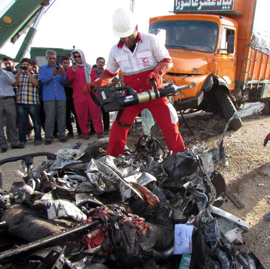 عکس: تصادف دلخراش در اهواز (18+)