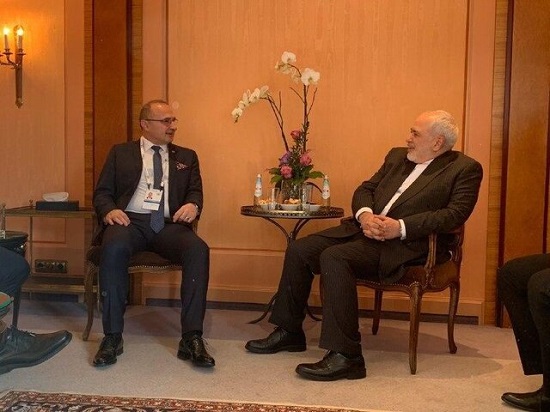رایزنی ظریف با وزیران خارجه عمان و کرواسی