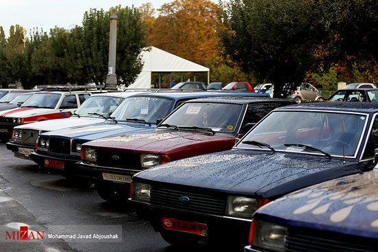 نمایشگاه خودرو‌های قدیمی و کلاسیک در اوکراین