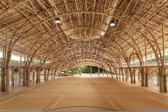 تصاویر ورزشگاهی که از بامبو ساخته شده